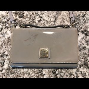 Dooney & Bourke Clutch | Gray Clutch